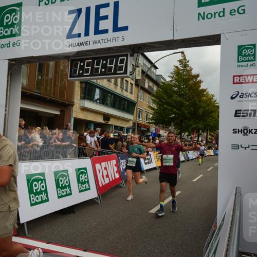 20.09.2026 - PSD Bank Halbmarathon LAZAROV Photography http://msf.ph/oto/10552211 20.09.2026 11:54:48 Ziel 1133, 1433, 2059, 2647, 2669, 3115, 3372, 3893, 3916 meine-sportfotos.de