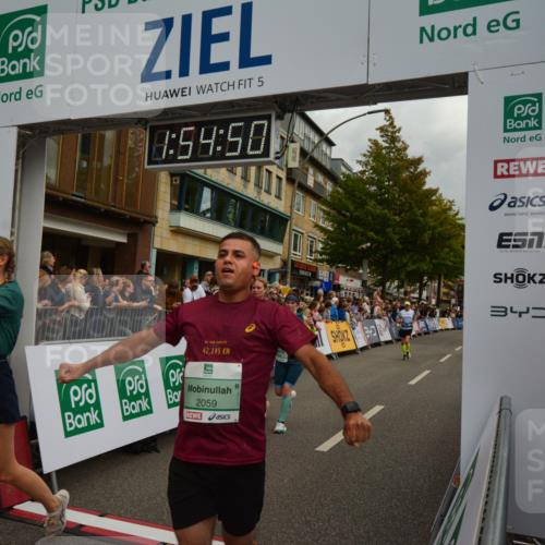 20.09.2026 - PSD Bank Halbmarathon LAZAROV Photography http://msf.ph/oto/10552218 20.09.2026 11:54:50 Ziel 1133, 1433, 2059, 2669, 3115, 3372, 3893, 3916 meine-sportfotos.de