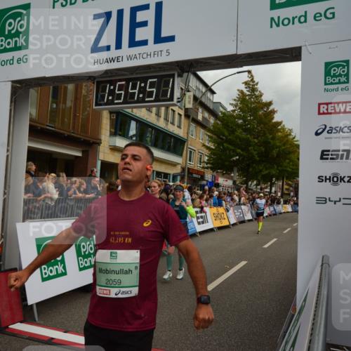 20.09.2026 - PSD Bank Halbmarathon LAZAROV Photography http://msf.ph/oto/10552219 20.09.2026 11:54:50 Ziel 1133, 1433, 2059, 2669, 3115, 3372, 3893, 3916 meine-sportfotos.de