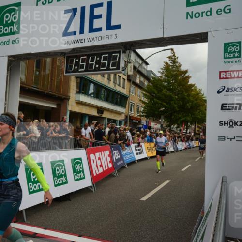 20.09.2026 - PSD Bank Halbmarathon LAZAROV Photography http://msf.ph/oto/10552228 20.09.2026 11:54:52 Ziel 1133, 1184, 1433, 2059, 2669, 3115, 3372, 3893, 3916, 4447, 4645, 4720 meine-sportfotos.de