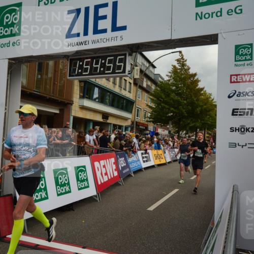 20.09.2026 - PSD Bank Halbmarathon LAZAROV Photography http://msf.ph/oto/10552230 20.09.2026 11:54:54 Ziel 1133, 1178, 1184, 1433, 2059, 2669, 3115, 3372, 3893, 3916, 4447, 4645, 4720 meine-sportfotos.de