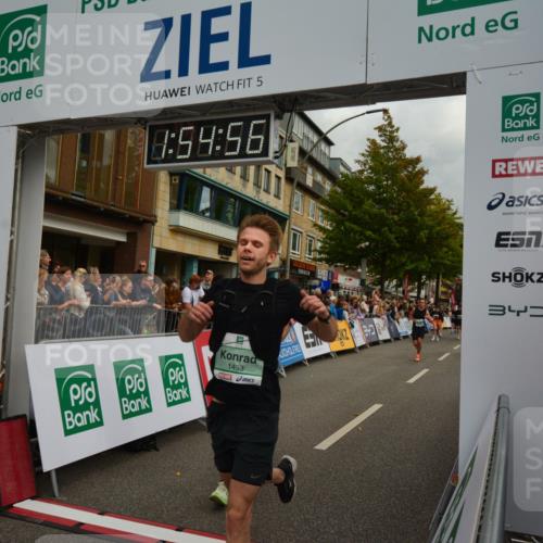 20.09.2026 - PSD Bank Halbmarathon LAZAROV Photography http://msf.ph/oto/10552237 20.09.2026 11:54:56 Ziel 1088, 1133, 1178, 1184, 1433, 2059, 3115, 3372, 3893, 3916, 4447, 4645, 4720 meine-sportfotos.de