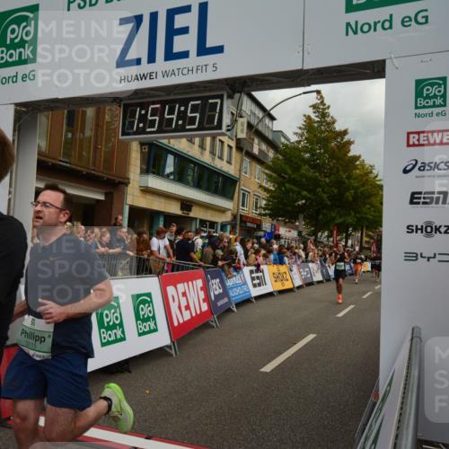 20.09.2026 - PSD Bank Halbmarathon LAZAROV Photography http://msf.ph/oto/10552240 20.09.2026 11:54:56 Ziel 1088, 1133, 1178, 1184, 1433, 2059, 3115, 3372, 3893, 3916, 4447, 4645, 4720 meine-sportfotos.de