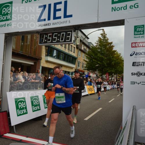 20.09.2026 - PSD Bank Halbmarathon LAZAROV Photography http://msf.ph/oto/10552250 20.09.2026 11:55:03 Ziel 1088, 1160, 1178, 1184, 3713, 4447, 4645, 4656, 4720 meine-sportfotos.de