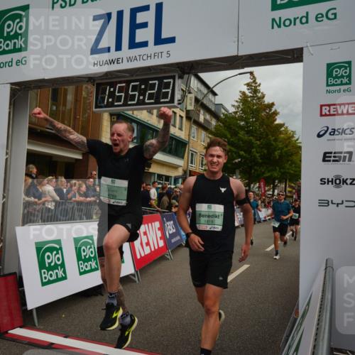 20.09.2026 - PSD Bank Halbmarathon LAZAROV Photography http://msf.ph/oto/10552311 20.09.2026 11:55:23 Ziel 1064, 1597, 1819, 1966, 2495, 3028, 3733, 3898, 4617, 4769 meine-sportfotos.de