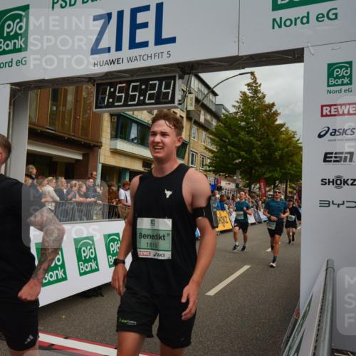 20.09.2026 - PSD Bank Halbmarathon LAZAROV Photography http://msf.ph/oto/10552313 20.09.2026 11:55:23 Ziel 1064, 1597, 1819, 1966, 2495, 3028, 3733, 3898, 4617, 4769 meine-sportfotos.de