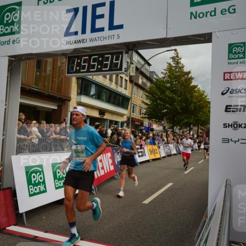 20.09.2026 - PSD Bank Halbmarathon LAZAROV Photography http://msf.ph/oto/10552330 20.09.2026 11:55:33 Ziel 1277, 2015, 3028, 3091, 3898, 4039, 4731 meine-sportfotos.de