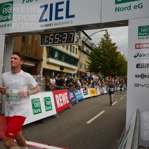20.09.2026 - PSD Bank Halbmarathon LAZAROV Photography http://msf.ph/oto/10552339 20.09.2026 11:55:37 Ziel 1277, 1354, 1826, 2015, 2810, 3028, 3091, 3760, 3781, 3898, 4039, 4731 meine-sportfotos.de