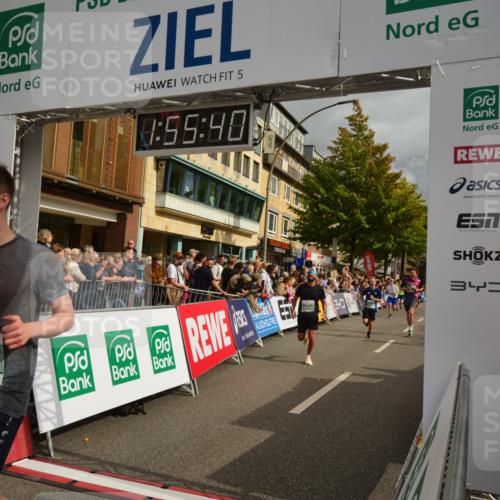 20.09.2026 - PSD Bank Halbmarathon LAZAROV Photography http://msf.ph/oto/10552347 20.09.2026 11:55:39 Ziel 1277, 1354, 1826, 2015, 2810, 3028, 3091, 3760, 3781, 3898, 4039, 4731 meine-sportfotos.de