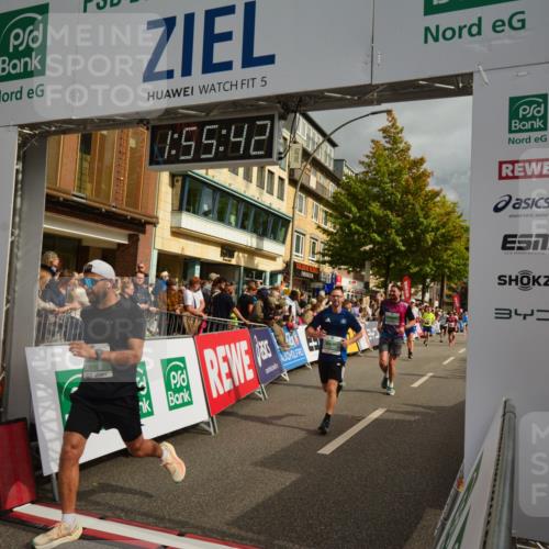 20.09.2026 - PSD Bank Halbmarathon LAZAROV Photography http://msf.ph/oto/10552351 20.09.2026 11:55:41 Ziel 1277, 1354, 1826, 2015, 2810, 3028, 3091, 3760, 3781, 3809, 3811, 4039, 4731 meine-sportfotos.de