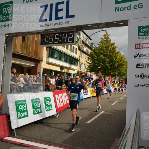 20.09.2026 - PSD Bank Halbmarathon LAZAROV Photography http://msf.ph/oto/10552354 20.09.2026 11:55:42 Ziel 1277, 1289, 1354, 1826, 2015, 2810, 3091, 3760, 3781, 3809, 3811, 4039, 4731 meine-sportfotos.de