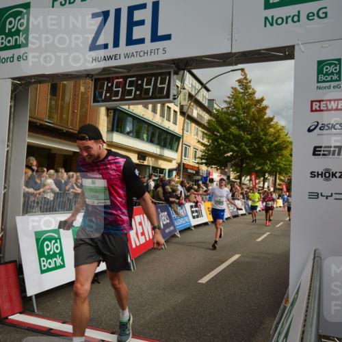 20.09.2026 - PSD Bank Halbmarathon LAZAROV Photography http://msf.ph/oto/10552359 20.09.2026 11:55:44 Ziel 1277, 1289, 1354, 1826, 2015, 2808, 2810, 3091, 3760, 3781, 3809, 3811, 4728, 4731 meine-sportfotos.de