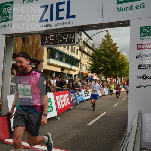 20.09.2026 - PSD Bank Halbmarathon LAZAROV Photography http://msf.ph/oto/10552360 20.09.2026 11:55:44 Ziel 1277, 1289, 1354, 1826, 2015, 2808, 2810, 3091, 3760, 3781, 3809, 3811, 4728, 4731 meine-sportfotos.de