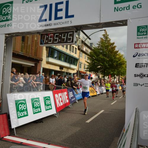20.09.2026 - PSD Bank Halbmarathon LAZAROV Photography http://msf.ph/oto/10552363 20.09.2026 11:55:44 Ziel 1277, 1289, 1354, 1826, 2015, 2808, 2810, 3091, 3760, 3781, 3809, 3811, 4728, 4731 meine-sportfotos.de