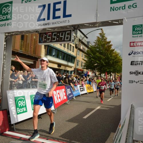 20.09.2026 - PSD Bank Halbmarathon LAZAROV Photography http://msf.ph/oto/10552365 20.09.2026 11:55:45 Ziel 1277, 1289, 1354, 1826, 2015, 2808, 2810, 3091, 3760, 3781, 3809, 3811, 4728, 4731 meine-sportfotos.de