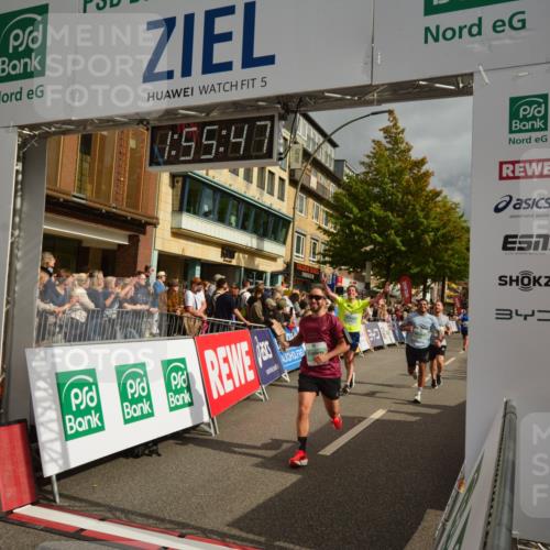 20.09.2026 - PSD Bank Halbmarathon LAZAROV Photography http://msf.ph/oto/10552371 20.09.2026 11:55:46 Ziel 1277, 1289, 1354, 1826, 2015, 2808, 2810, 3760, 3781, 3809, 3811, 4728, 4731 meine-sportfotos.de