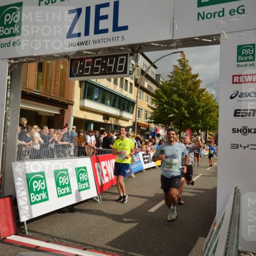 20.09.2026 - PSD Bank Halbmarathon LAZAROV Photography http://msf.ph/oto/10552376 20.09.2026 11:55:48 Ziel 1118, 1277, 1289, 1354, 1484, 1826, 1900, 2808, 2810, 3760, 3781, 3809, 3811, 4728, 4731 meine-sportfotos.de