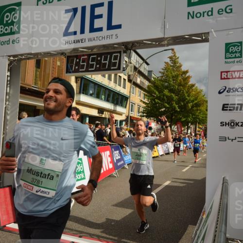 20.09.2026 - PSD Bank Halbmarathon LAZAROV Photography http://msf.ph/oto/10552381 20.09.2026 11:55:48 Ziel 1118, 1277, 1289, 1354, 1484, 1826, 1900, 2808, 2810, 3760, 3781, 3809, 3811, 4728, 4731 meine-sportfotos.de