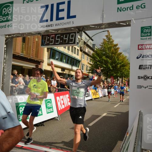 20.09.2026 - PSD Bank Halbmarathon LAZAROV Photography http://msf.ph/oto/10552382 20.09.2026 11:55:49 Ziel 1118, 1289, 1354, 1484, 1826, 1900, 2067, 2808, 2810, 3012, 3760, 3781, 3809, 3811, 4728, 4731 meine-sportfotos.de