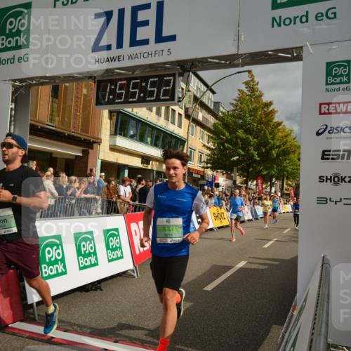 20.09.2026 - PSD Bank Halbmarathon LAZAROV Photography http://msf.ph/oto/10552386 20.09.2026 11:55:52 Ziel 1118, 1289, 1354, 1484, 1826, 1900, 2067, 2808, 2810, 3012, 3284, 3401, 3634, 3757, 3760, 3781, 3809, 3811, 4041, 4728 meine-sportfotos.de