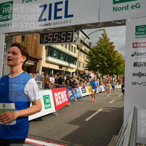 20.09.2026 - PSD Bank Halbmarathon LAZAROV Photography http://msf.ph/oto/10552389 20.09.2026 11:55:52 Ziel 1118, 1289, 1354, 1484, 1826, 1900, 2067, 2808, 2810, 3012, 3284, 3401, 3634, 3757, 3760, 3781, 3809, 3811, 4041, 4728 meine-sportfotos.de
