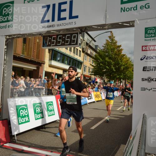 20.09.2026 - PSD Bank Halbmarathon LAZAROV Photography http://msf.ph/oto/10552405 20.09.2026 11:55:58 Ziel 1118, 1260, 1289, 1484, 1872, 1887, 1900, 2067, 2808, 3012, 3284, 3401, 3634, 3757, 3809, 3811, 4041, 4341, 4716, 4728 meine-sportfotos.de