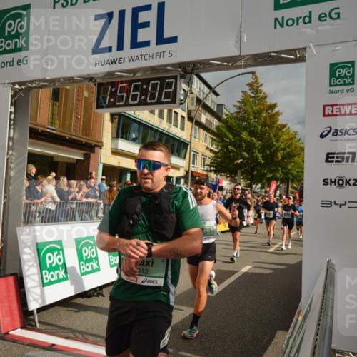 20.09.2026 - PSD Bank Halbmarathon LAZAROV Photography http://msf.ph/oto/10552415 20.09.2026 11:56:01 Ziel 1118, 1260, 1484, 1872, 1887, 1900, 2067, 2808, 3012, 3284, 3401, 3634, 3757, 4041, 4224, 4341, 4716, 4728 meine-sportfotos.de