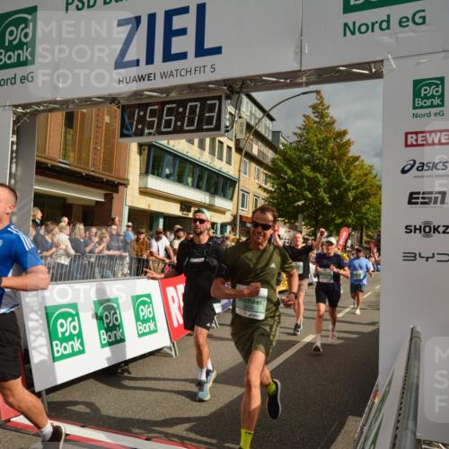 20.09.2026 - PSD Bank Halbmarathon LAZAROV Photography http://msf.ph/oto/10552420 20.09.2026 11:56:02 Ziel 1118, 1260, 1272, 1484, 1872, 1887, 1900, 2067, 2808, 3012, 3284, 3401, 3441, 3634, 3757, 3932, 4041, 4224, 4341, 4716 meine-sportfotos.de