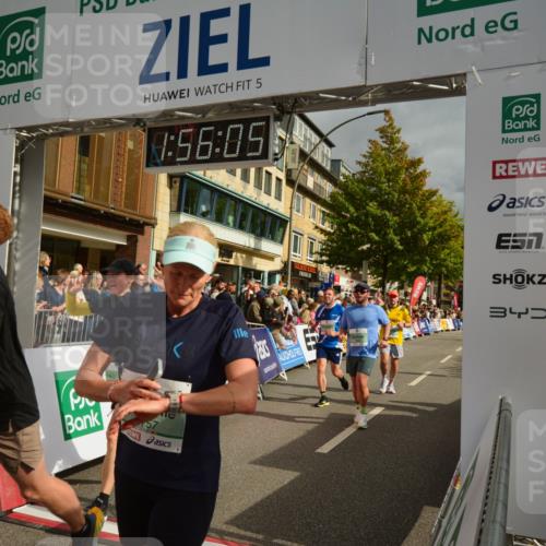 20.09.2026 - PSD Bank Halbmarathon LAZAROV Photography http://msf.ph/oto/10552430 20.09.2026 11:56:04 Ziel 1118, 1260, 1272, 1484, 1872, 1887, 1900, 2067, 3012, 3284, 3401, 3441, 3634, 3757, 3932, 4041, 4224, 4341, 4716 meine-sportfotos.de