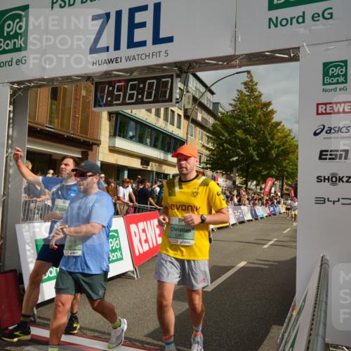 20.09.2026 - PSD Bank Halbmarathon LAZAROV Photography http://msf.ph/oto/10552435 20.09.2026 11:56:06 Ziel 1118, 1183, 1260, 1272, 1872, 1887, 2067, 2955, 3012, 3284, 3401, 3441, 3634, 3757, 3932, 4041, 4224, 4341, 4716 meine-sportfotos.de