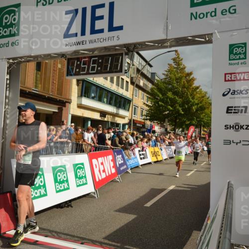 20.09.2026 - PSD Bank Halbmarathon LAZAROV Photography http://msf.ph/oto/10552441 20.09.2026 11:56:10 Ziel 1183, 1260, 1272, 1426, 1541, 1620, 1872, 1887, 2955, 3441, 3757, 3872, 3932, 3943, 4041, 4224, 4341, 4716 meine-sportfotos.de