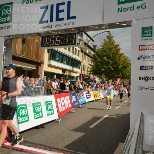 20.09.2026 - PSD Bank Halbmarathon LAZAROV Photography http://msf.ph/oto/10552442 20.09.2026 11:56:10 Ziel 1183, 1260, 1272, 1426, 1541, 1620, 1872, 1887, 2955, 3441, 3757, 3872, 3932, 3943, 4041, 4224, 4341, 4716 meine-sportfotos.de