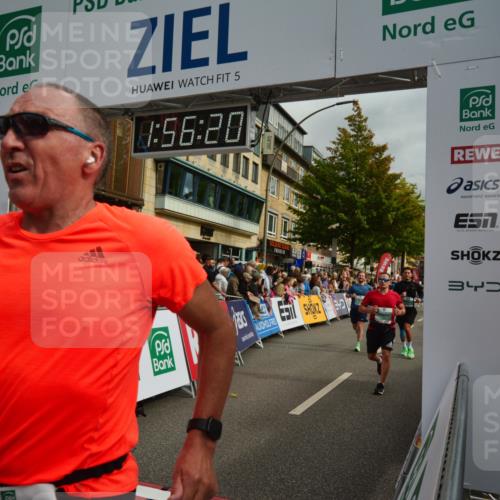 20.09.2026 - PSD Bank Halbmarathon LAZAROV Photography http://msf.ph/oto/10552479 20.09.2026 11:56:19 Ziel 1183, 1272, 1426, 1514, 1541, 1620, 1824, 2180, 2955, 3441, 3593, 3744, 3872, 3932, 3943, 4525, 4692 meine-sportfotos.de
