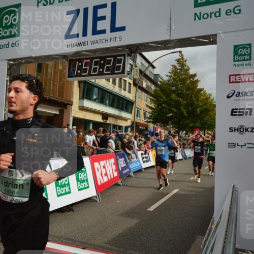 20.09.2026 - PSD Bank Halbmarathon LAZAROV Photography http://msf.ph/oto/10552491 20.09.2026 11:56:22 Ziel 1183, 1426, 1514, 1541, 1620, 1824, 1920, 2180, 2955, 2967, 3545, 3593, 3744, 3872, 3943, 4267, 4525, 4692 meine-sportfotos.de