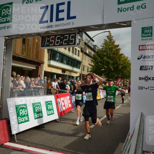20.09.2026 - PSD Bank Halbmarathon LAZAROV Photography http://msf.ph/oto/10552496 20.09.2026 11:56:24 Ziel 1183, 1426, 1514, 1541, 1620, 1824, 1920, 2180, 2221, 2275, 2869, 2967, 3545, 3593, 3744, 3872, 3943, 4267, 4525, 4692 meine-sportfotos.de