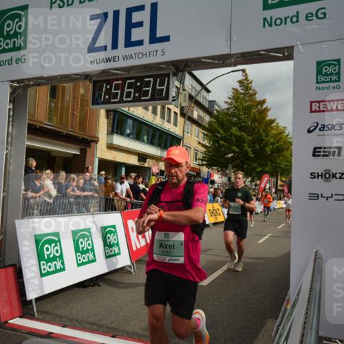 20.09.2026 - PSD Bank Halbmarathon LAZAROV Photography http://msf.ph/oto/10552519 20.09.2026 11:56:34 Ziel 1514, 1747, 1760, 1824, 1920, 2022, 2180, 2221, 2275, 2418, 2869, 2967, 3365, 3545, 4097, 4252, 4267, 4374 meine-sportfotos.de