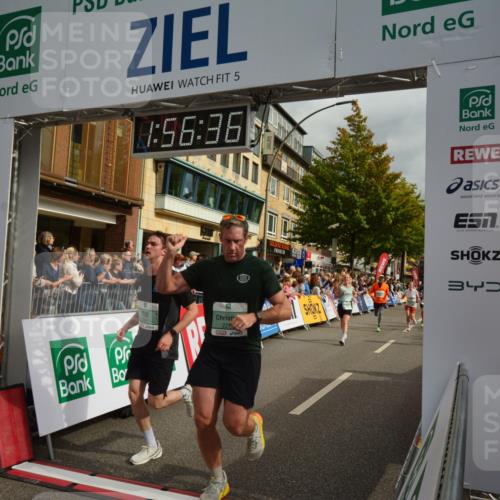 20.09.2026 - PSD Bank Halbmarathon LAZAROV Photography http://msf.ph/oto/10552525 20.09.2026 11:56:35 Ziel 1747, 1760, 1920, 2022, 2221, 2275, 2418, 2869, 2967, 3365, 3545, 4097, 4252, 4267, 4374 meine-sportfotos.de