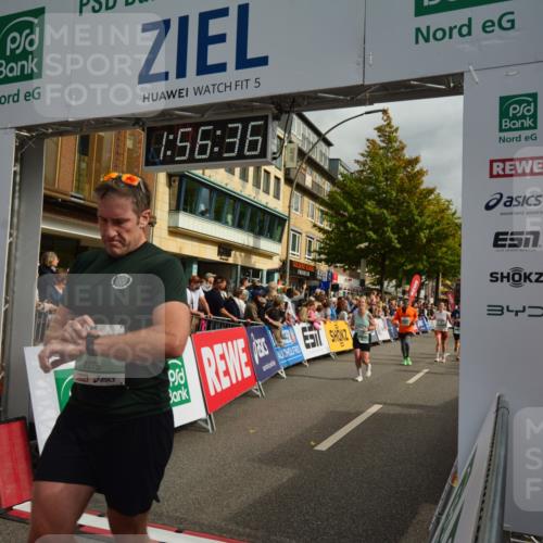 20.09.2026 - PSD Bank Halbmarathon LAZAROV Photography http://msf.ph/oto/10552528 20.09.2026 11:56:35 Ziel 1747, 1760, 1920, 2022, 2221, 2275, 2418, 2869, 2967, 3365, 3545, 4097, 4252, 4267, 4374 meine-sportfotos.de