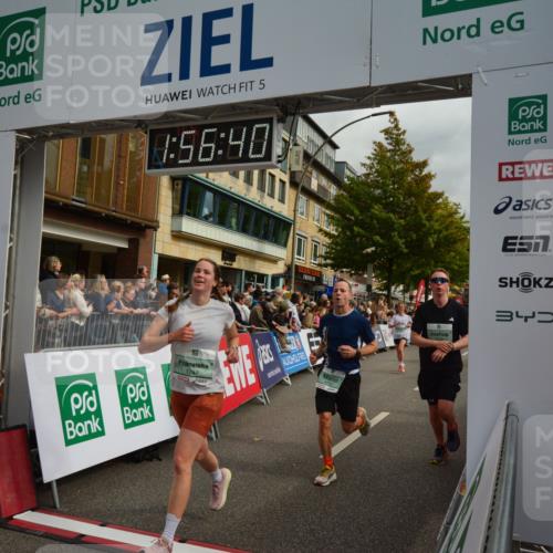 20.09.2026 - PSD Bank Halbmarathon LAZAROV Photography http://msf.ph/oto/10552539 20.09.2026 11:56:39 Ziel 1482, 1747, 1760, 2022, 2221, 2275, 2418, 2869, 2967, 3365, 4097, 4252, 4267, 4374 meine-sportfotos.de