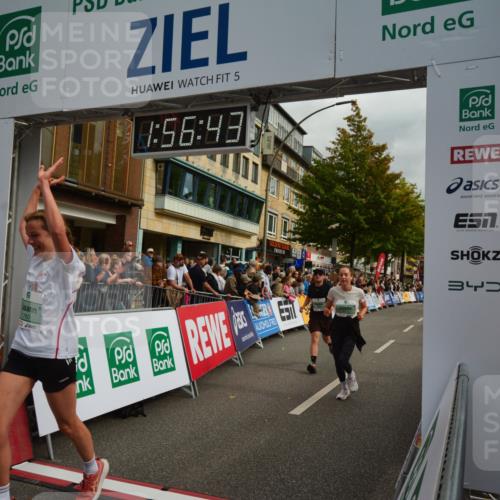 20.09.2026 - PSD Bank Halbmarathon LAZAROV Photography http://msf.ph/oto/10552547 20.09.2026 11:56:42 Ziel 1482, 1747, 1760, 1903, 2022, 2416, 2418, 3365, 4097, 4252, 4374, 4734 meine-sportfotos.de