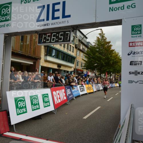 20.09.2026 - PSD Bank Halbmarathon LAZAROV Photography http://msf.ph/oto/10552585 20.09.2026 11:56:56 Ziel 1482, 1554, 1903, 2079, 2416, 3079, 3442, 3784, 3822, 3927, 3967, 4734, 4753 meine-sportfotos.de