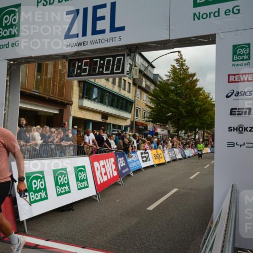 20.09.2026 - PSD Bank Halbmarathon LAZAROV Photography http://msf.ph/oto/10552589 20.09.2026 11:56:59 Ziel 1554, 1903, 2079, 2354, 2416, 3079, 3442, 3784, 3822, 3927, 3967, 4671, 4734, 4752, 4753 meine-sportfotos.de