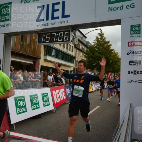 20.09.2026 - PSD Bank Halbmarathon LAZAROV Photography http://msf.ph/oto/10552594 20.09.2026 11:57:05 Ziel 1249, 1685, 1700, 1986, 2079, 2104, 2354, 3079, 3442, 3784, 3927, 3967, 4302, 4464, 4671, 4752, 4753 meine-sportfotos.de