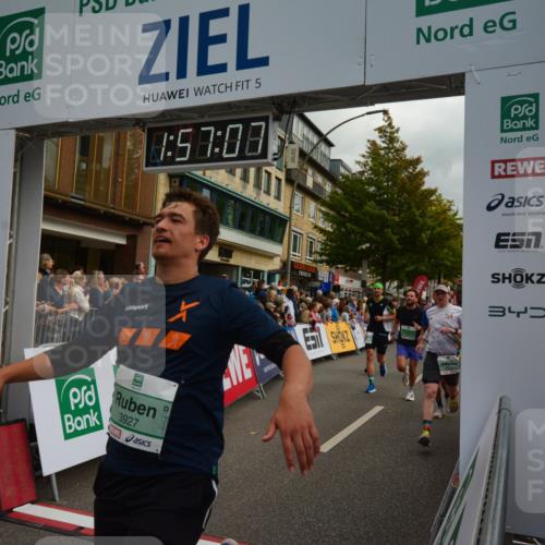 20.09.2026 - PSD Bank Halbmarathon LAZAROV Photography http://msf.ph/oto/10552597 20.09.2026 11:57:06 Ziel 1249, 1685, 1700, 1986, 2079, 2104, 2354, 3079, 3442, 3784, 3927, 4302, 4464, 4671, 4752, 4753 meine-sportfotos.de