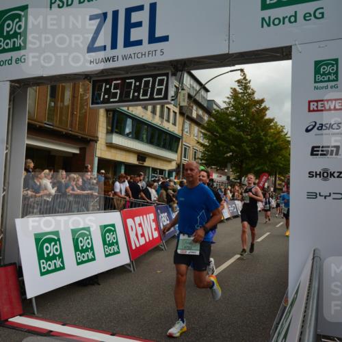20.09.2026 - PSD Bank Halbmarathon LAZAROV Photography http://msf.ph/oto/10552602 20.09.2026 11:57:07 Ziel 1249, 1685, 1700, 1986, 2079, 2104, 2354, 3079, 3442, 3640, 3784, 3927, 4302, 4464, 4671, 4752, 4753 meine-sportfotos.de