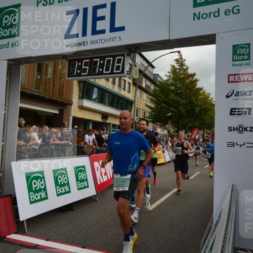 20.09.2026 - PSD Bank Halbmarathon LAZAROV Photography http://msf.ph/oto/10552603 20.09.2026 11:57:07 Ziel 1249, 1685, 1700, 1986, 2079, 2104, 2354, 3079, 3442, 3640, 3784, 3927, 4302, 4464, 4671, 4752, 4753 meine-sportfotos.de