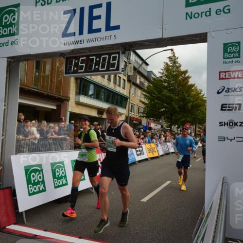 20.09.2026 - PSD Bank Halbmarathon LAZAROV Photography http://msf.ph/oto/10552611 20.09.2026 11:57:09 Ziel 1249, 1263, 1685, 1700, 1986, 2079, 2104, 2354, 2421, 2480, 3079, 3442, 3640, 3784, 3927, 4302, 4464, 4671, 4752, 4753 meine-sportfotos.de