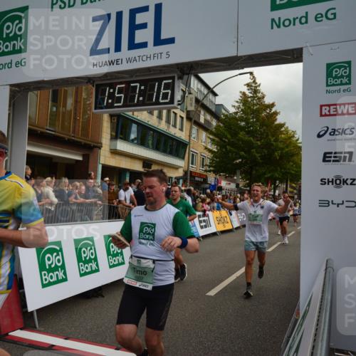 20.09.2026 - PSD Bank Halbmarathon LAZAROV Photography http://msf.ph/oto/10552633 20.09.2026 11:57:16 Ziel 1019, 1092, 1249, 1263, 1685, 1700, 1986, 2104, 2421, 2480, 3640, 3645, 4295, 4302, 4464, 4531, 4724, 4752 meine-sportfotos.de