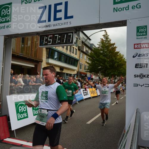 20.09.2026 - PSD Bank Halbmarathon LAZAROV Photography http://msf.ph/oto/10552634 20.09.2026 11:57:16 Ziel 1019, 1092, 1249, 1263, 1685, 1700, 1986, 2104, 2421, 2480, 3640, 3645, 4295, 4302, 4464, 4531, 4724, 4752 meine-sportfotos.de