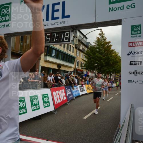 20.09.2026 - PSD Bank Halbmarathon LAZAROV Photography http://msf.ph/oto/10552643 20.09.2026 11:57:17 Ziel 1019, 1092, 1249, 1263, 1685, 1700, 1791, 1986, 2104, 2421, 2480, 3640, 3645, 4295, 4302, 4464, 4531, 4724 meine-sportfotos.de